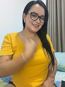 rousee69  online show from 05/27/26, 02:52