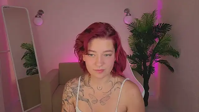Nikki Gringer online show from 07/08/26, 01:21
