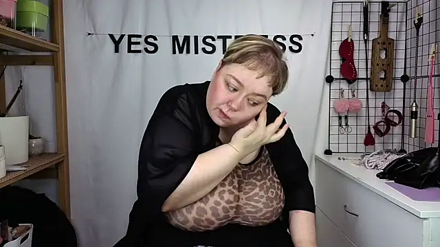 mistress molly online show from 05/16/26, 05:15