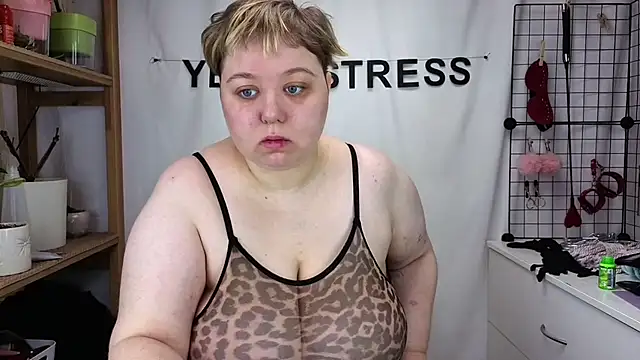 mistress molly online show from 05/17/26, 05:05