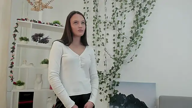 SherikaDensmore online show from 05/14/26, 05:36