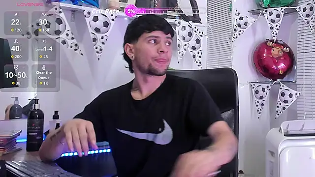 StefanoBigCock online show from 07/10/26, 07:16