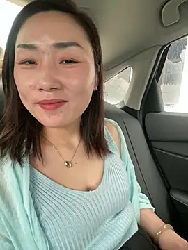 tan772294 online show from 05/15/26, 01:56