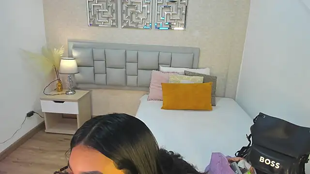 luna25   online show from 05/29/26, 11:41