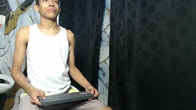 RONALDA HOT26 online show from 05/21/26, 07:48
