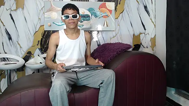 RONALDA HOT26 online show from 06/04/26, 07:36
