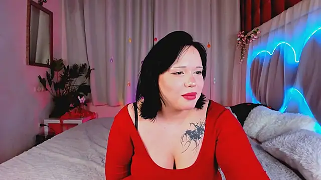 Snapshot of KittyNuarr chatting on 05/16/26, 01:32 KittyNuarr online show from 05/16/26, 01:32