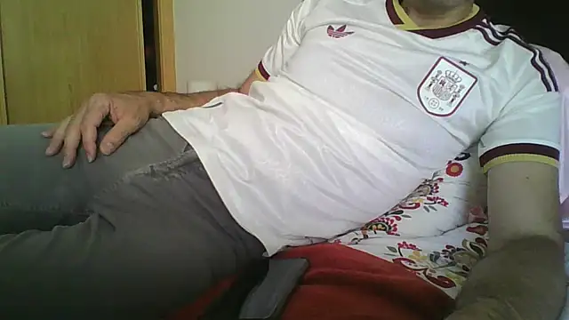 Snapshot of xeson47 chatting on 07/20/26, 02:30 xeson47 online show from 07/20/26, 02:30