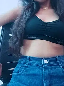 Snapshot of sexy_rubina89 chatting on 05/15/26, 05:36 sexy rubina89 online show from 05/15/26, 05:36