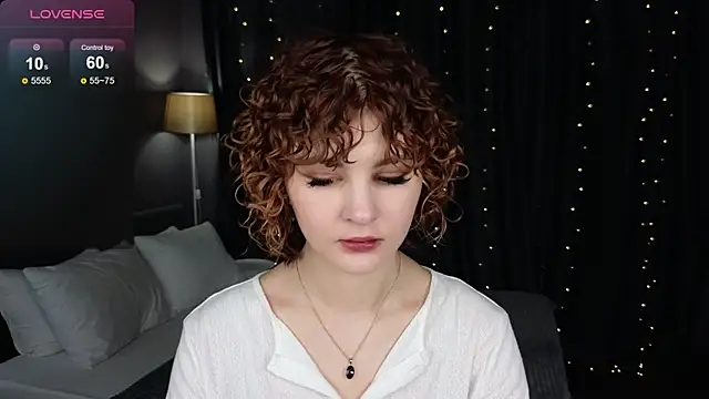 Kira  Fluffy online show from 06/25/26, 12:10