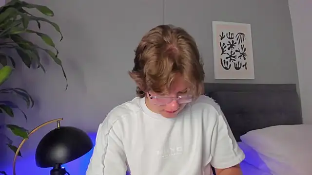 LucasMoraless online show from 05/29/26, 02:15