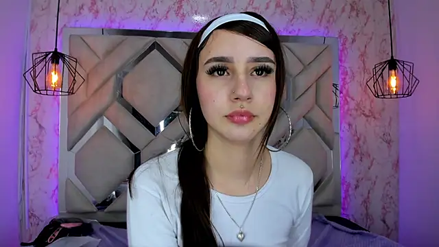 Snapshot of leri_rose_ chatting on 07/28/26, 04:39 leri rose online show from 07/28/26, 04:39