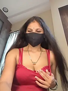 Snapshot of kaira_noty chatting on 06/24/26, 10:58 kaira noty online show from 06/24/26, 10:58