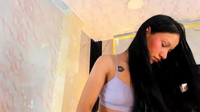 SophiieCalloway1 online show from 05/21/26, 02:24