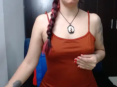 red milf  online show from 06/06/26, 11:09
