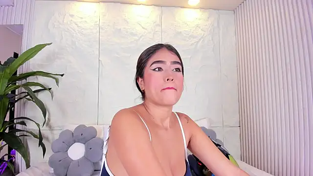 Snapshot of Dulce_Vict chatting on 05/30/26, 04:09 Dulce Vict online show from 05/30/26, 04:09
