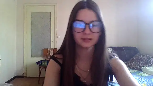 Snapshot of Bellochka201 chatting on 06/18/26, 08:47 Bellochka201 online show from 06/18/26, 08:47