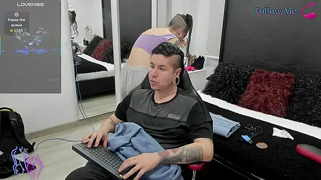 inkedsinners  online show from 06/12/26, 11:09