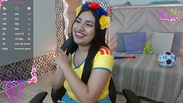 fiory tay online show from 06/17/26, 07:37