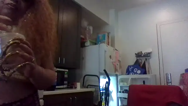 Snapshot of NailGoddessnow chatting on 02/11/26, 08:47 NailGoddessnow online show from 02/11/26, 08:47