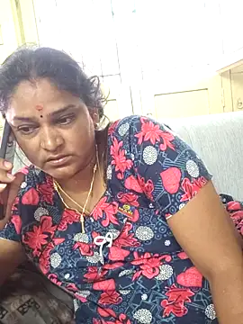 Snapshot of mynatamil143 chatting on 06/09/26, 05:30 mynatamil143 online show from 06/09/26, 05:30