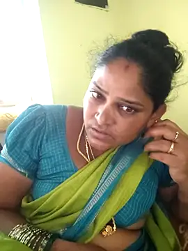 Snapshot of mynatamil143 chatting on 06/15/26, 06:15 mynatamil143 online show from 06/15/26, 06:15