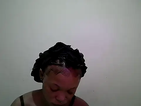Miss rihanna online show from 06/13/26, 06:22