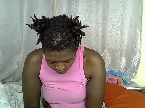 Snapshot of Lorainebabes chatting on 06/20/26, 10:45 Lorainebabes online show from 06/20/26, 10:45