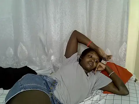 Snapshot of Lorainebabes chatting on 06/23/26, 10:08 Lorainebabes online show from 06/23/26, 10:08