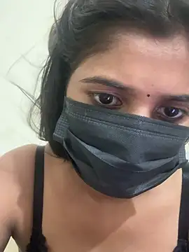 Poonam-Ray online show from 07/24/26, 06:39