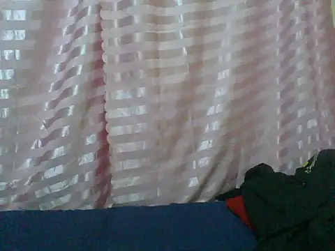 Snapshot of naughty-slender chatting on 06/23/26, 05:00 naughty-slender online show from 06/23/26, 05:00