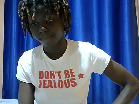 Snapshot of dolly_lioness chatting on 07/24/26, 11:47 dolly lioness online show from 07/24/26, 11:47