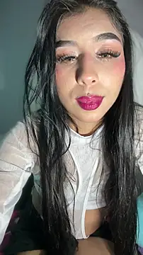 Snapshot of ariella_lovee chatting on 05/21/26, 05:47 ariella lovee online show from 05/21/26, 05:47