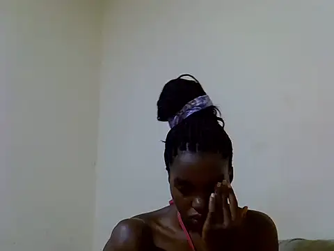 Snapshot of princess_scovia chatting on 06/02/26, 12:01 princess scovia online show from 06/02/26, 12:01