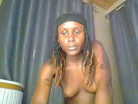 Snapshot of kiki8390 chatting on 06/19/26, 09:18 kiki8390 online show from 06/19/26, 09:18