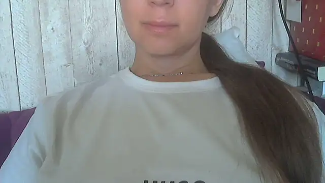 Bella--White online show from 05/26/26, 05:58