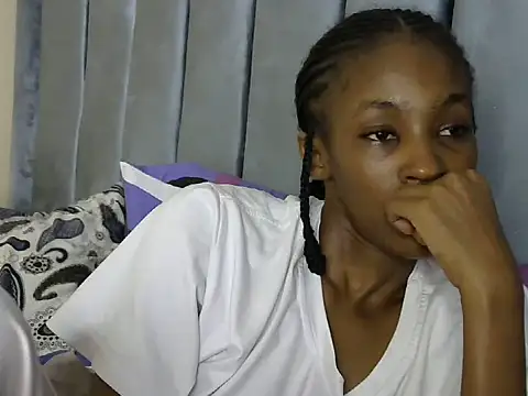 Snapshot of slim_ebon chatting on 07/02/26, 06:41 slim ebon online show from 07/02/26, 06:41