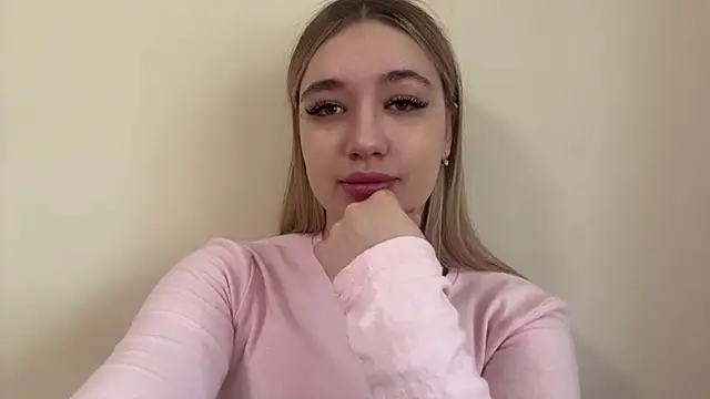 Kattyqte online show from 05/21/26, 08:10