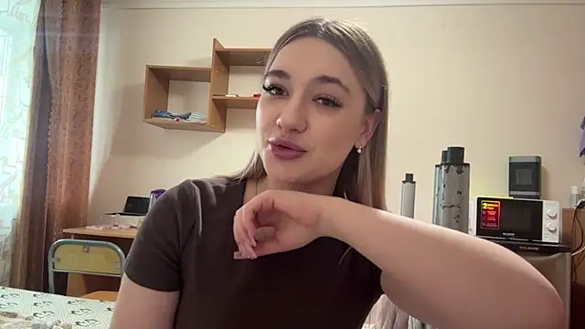 Kattyqte online show from 05/27/26, 07:38