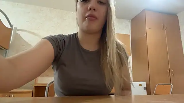 Kattyqte online show from 06/23/26, 08:45