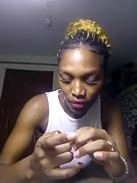 Snapshot of prettyfeyy chatting on 06/03/26, 10:15 prettyfeyy online show from 06/03/26, 10:15