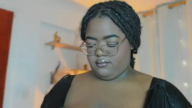 Snapshot of Ayanaa_Ebony_ chatting on 07/08/26, 11:26 Ayanaa Ebony online show from 07/08/26, 11:26