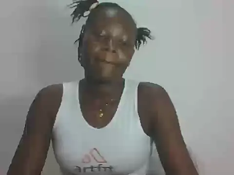 Petitepretty23 online show from 05/16/26, 10:36