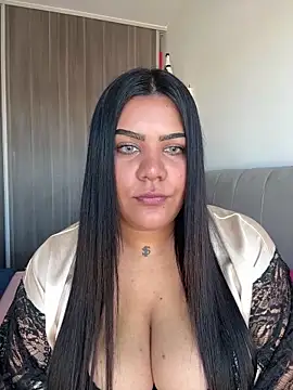 CharlotteFoxx3 online show from 05/15/26, 06:15