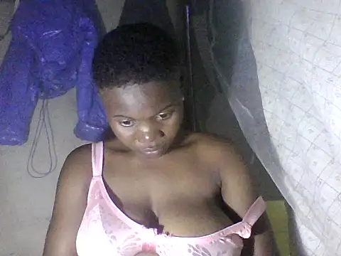Snapshot of prettybelly chatting on 06/18/26, 04:22 prettybelly online show from 06/18/26, 04:22