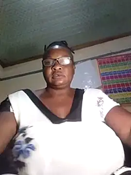 Snapshot of Judith123 chatting on 07/09/26, 03:32 Judith123 online show from 07/09/26, 03:32