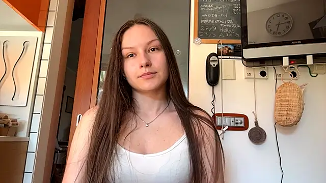 Snapshot of ShaylaChong chatting on 07/09/26, 07:23 ShaylaChong online show from 07/09/26, 07:23