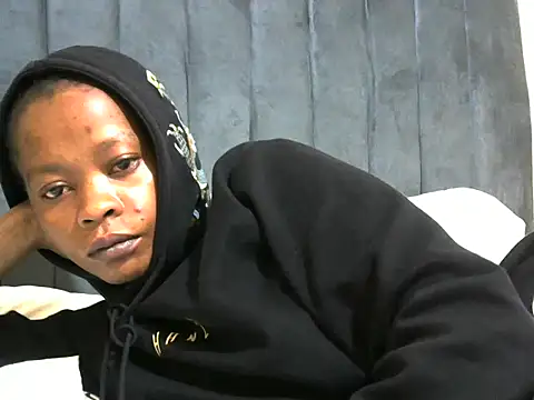 Snapshot of Peggycarter02 chatting on 06/16/26, 03:53 Peggycarter02 online show from 06/16/26, 03:53