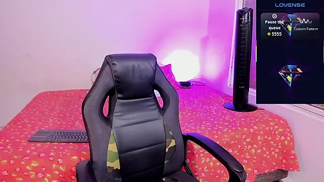 alison daniels  online show from 09/14/25, 11:26