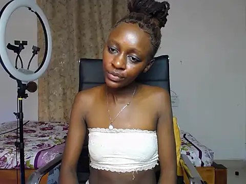 BellaIvy online show from 05/22/26, 06:02